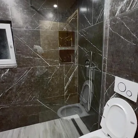 Studios&apartment Niko Luka