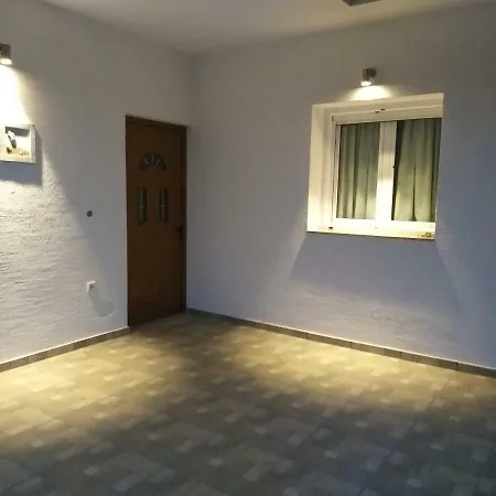 Apartment Studios&apartment Niko Luka