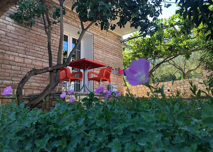 Studios&apartment Niko Luka