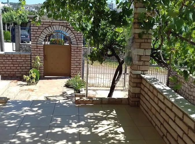 Studios&apartment Niko Luka Ksamil