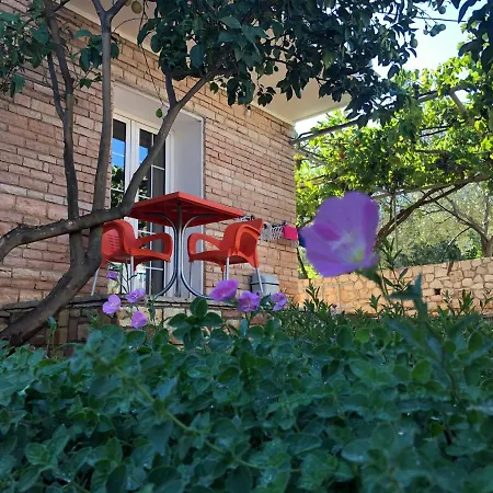 Studios&apartment Niko Luka