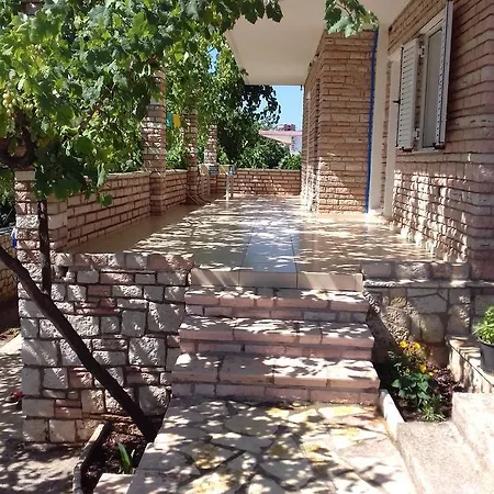 Studios&apartment Niko Luka Daire