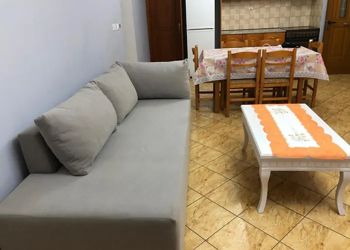 Studios&apartment Niko Luka
